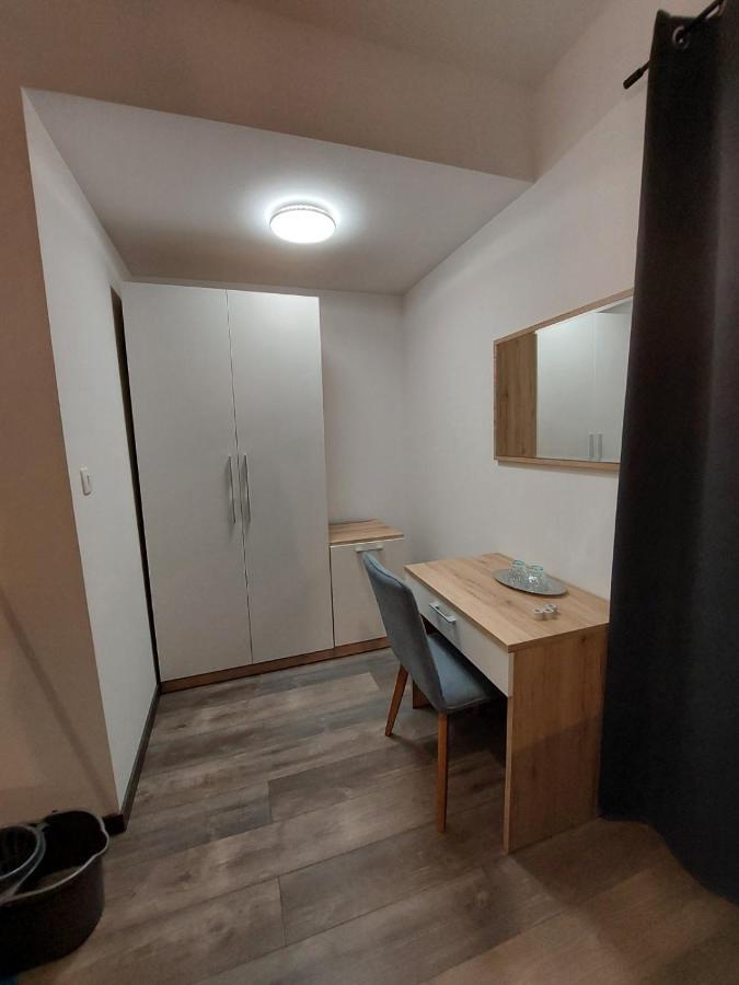 Rooms And Apartment Feral Ровинь Экстерьер фото